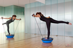 Clases_De_Pilates_Bosu_Equilibrio